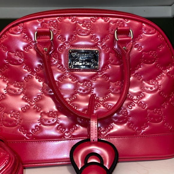 NEW authentic Sanrio Loungefly Hello Kitty bag - Picture 4 of 5